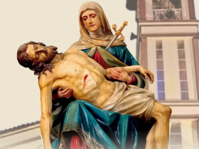 A Mãe da Compaixão e o Colo da Humanidade